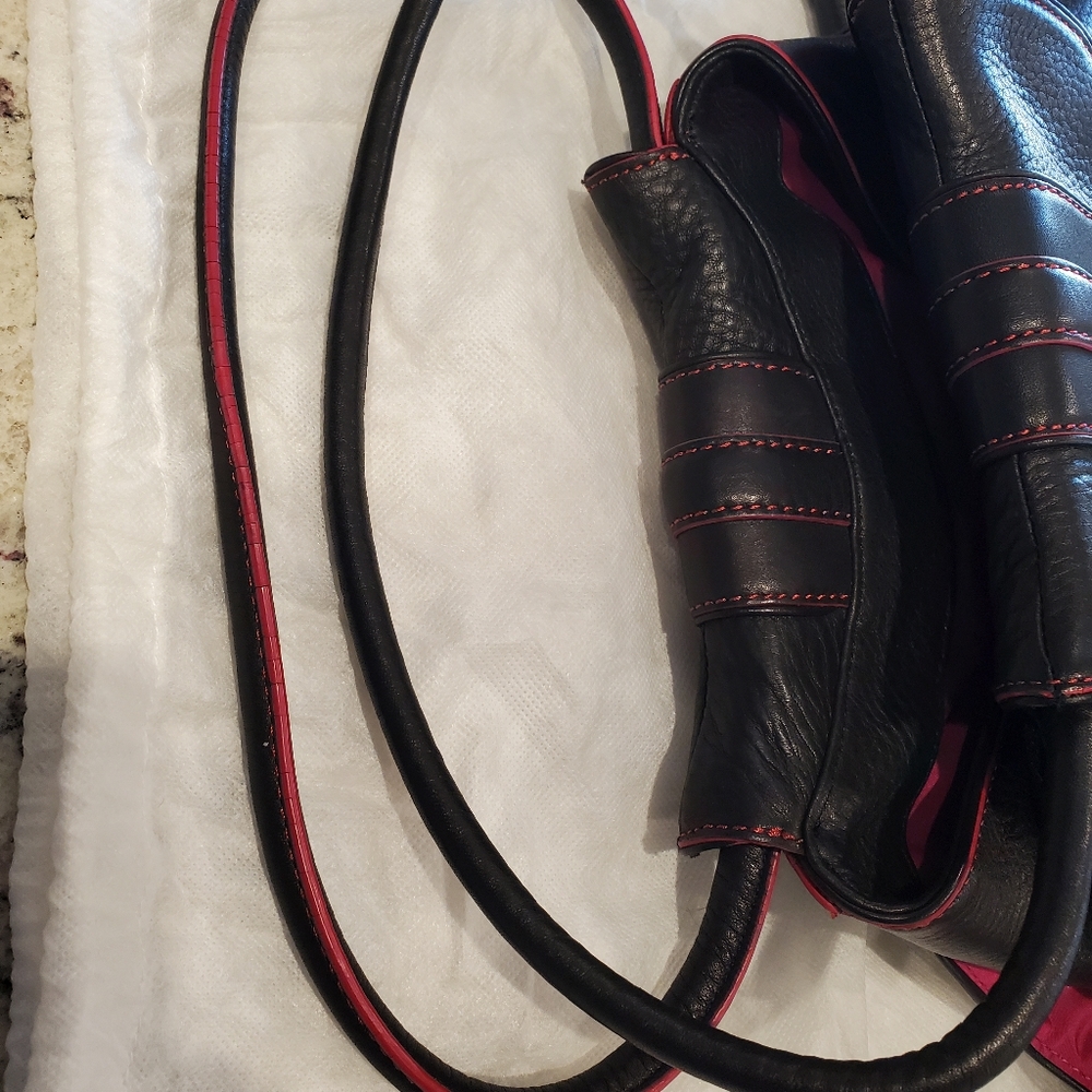 Cole Haan - Picture 3 of 5